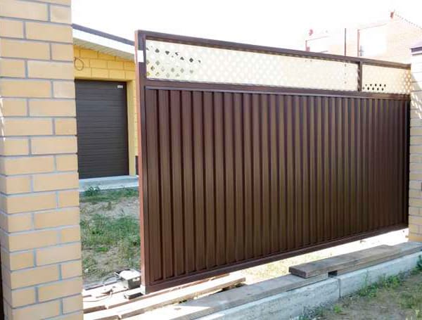 Эстетика и Надежность: Ворота Grand Line для Вашего Дома в Кунгуре от 37347 руб